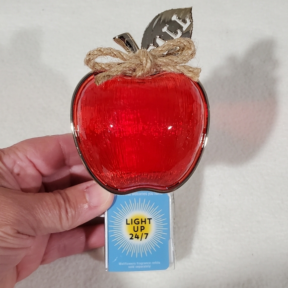 Bath and Body Works Fall Wallflower Plug In's - Picture 7 of 10